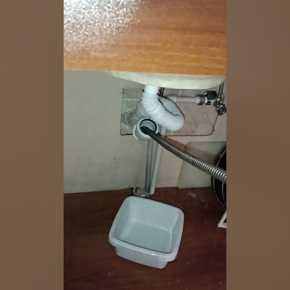 Mutfak lavabo gideri açma